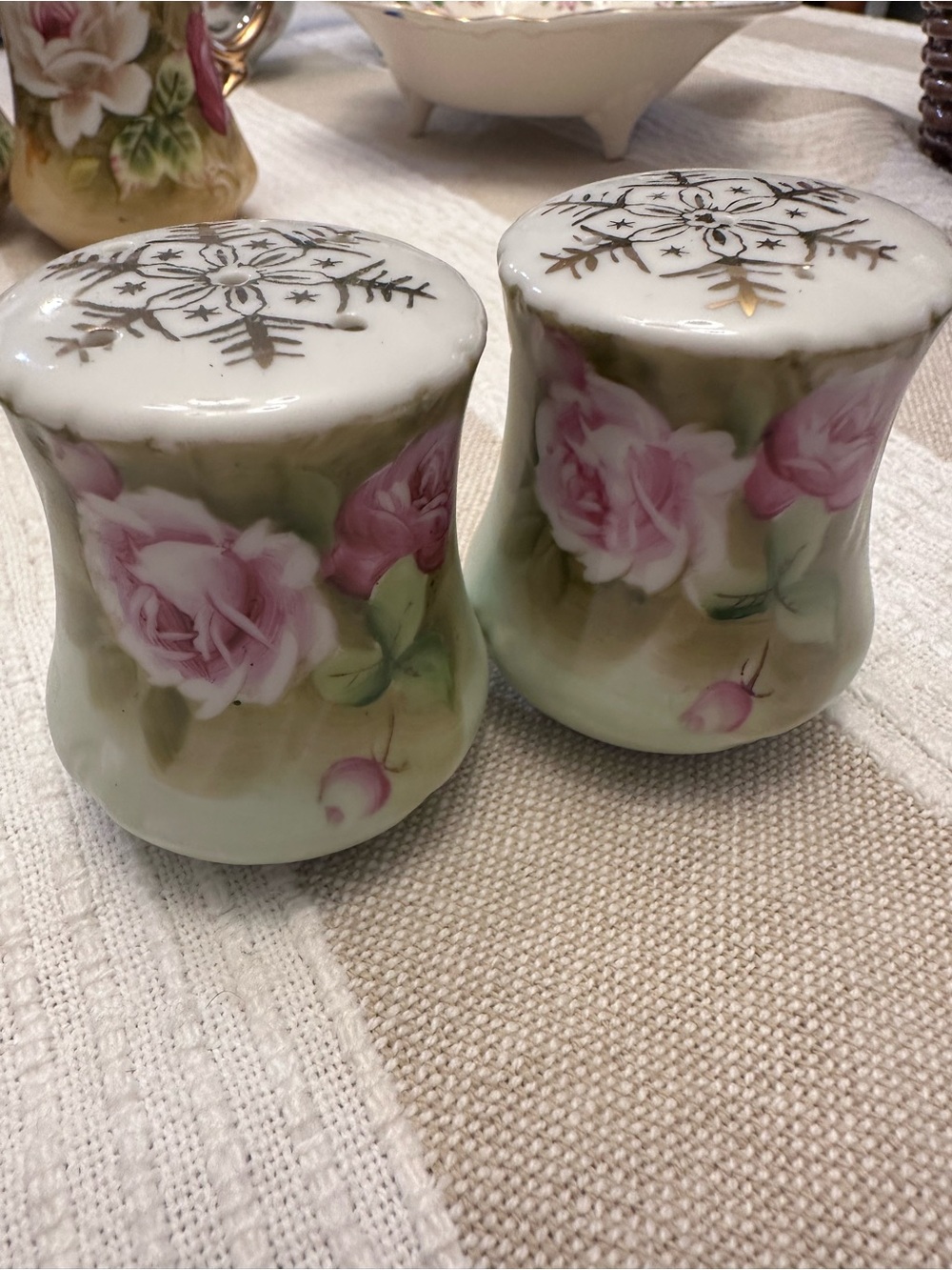 Lefton Heritage Green Rose Pink Rose Porcelain Salt and Pepper Shakers